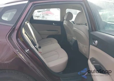 2018 Kia Optima Lx z USA, uszkodzony, nr VIN 5XXGT4L37JG249804